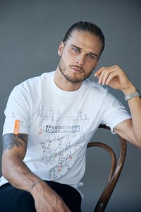 Rúrik í SOS bolnum