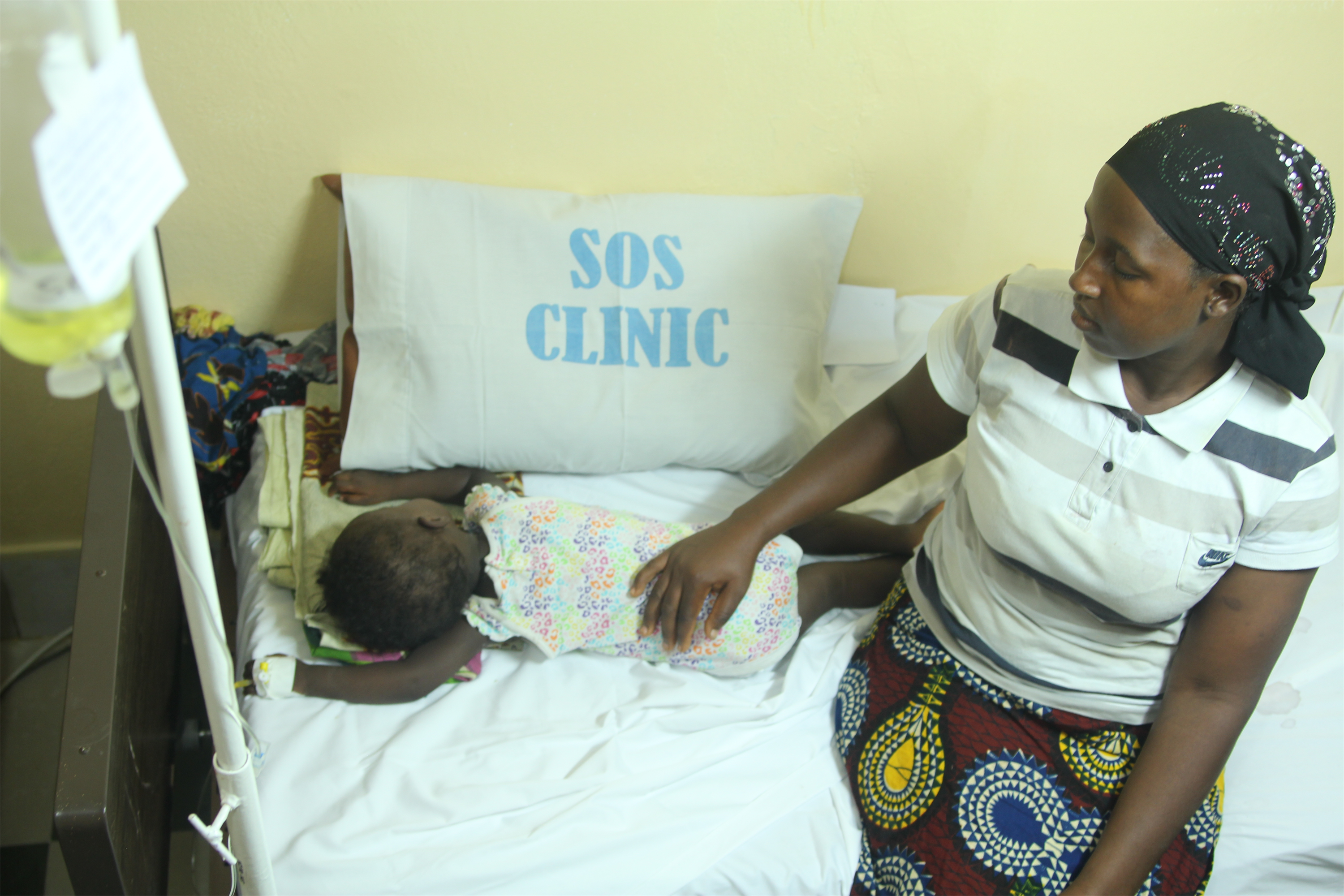 SOS aðstoðar fórnarlömb ebólu