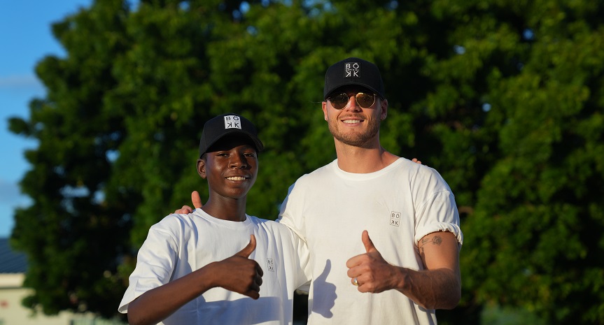 Rúrik í forsíðuviðtali nýjasta fréttablaðs SOS