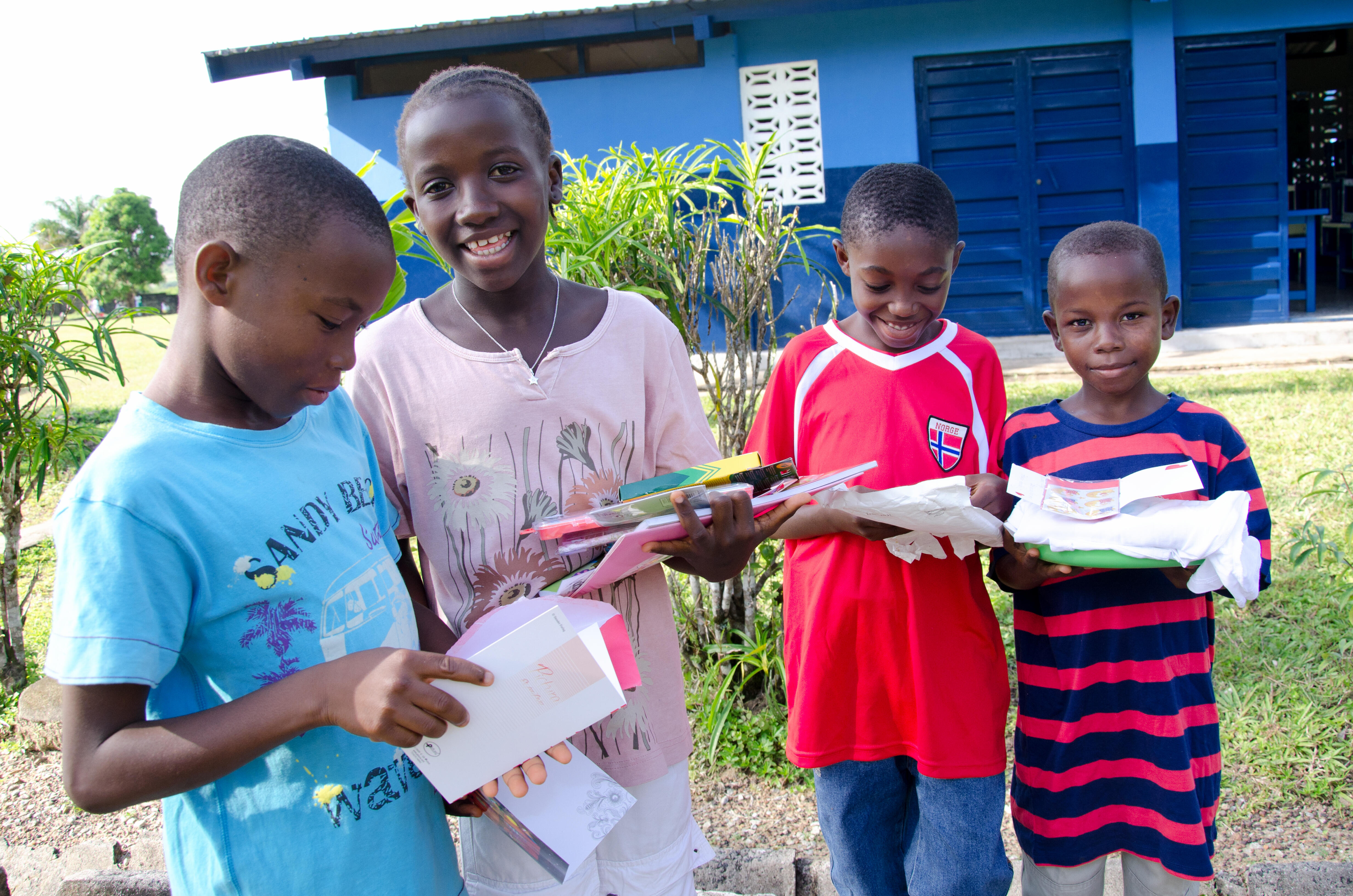 Ekki ráðlegt að senda pakka til styrktarbarna