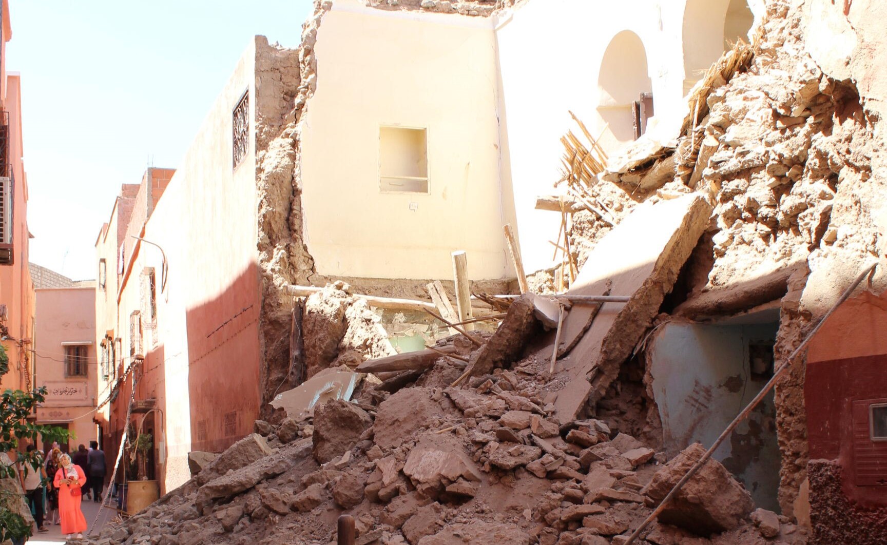 10 milljónir til Marokkó í kjölfar skjálfta