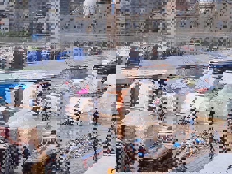 Svona er umhorfs fyrir utan öryggisvegg SOS barnaþorpsins í Rafah. Myndin er tekin 16. janúar 2024.